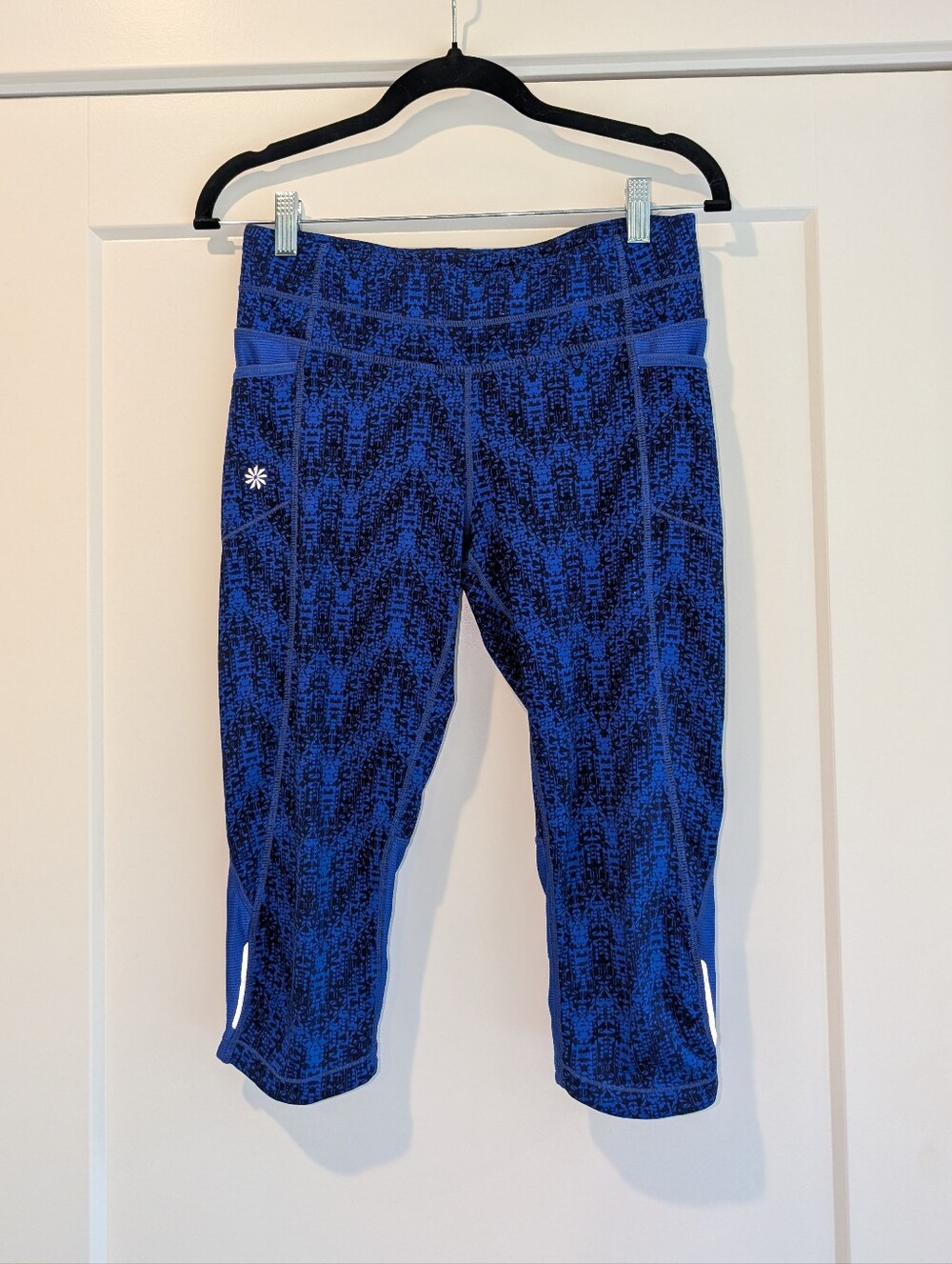 4/$16 ❇️ Athleta Be Free Cropped Knickers Capris